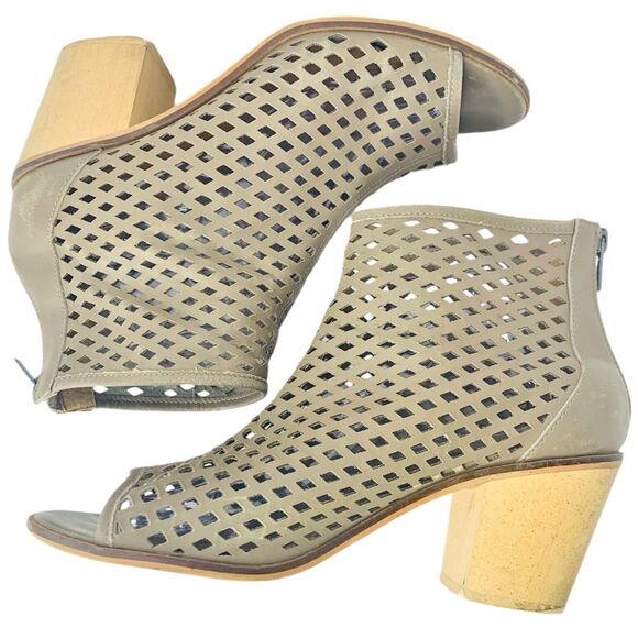 Kelsi Dagger Kyoto Open Toe Ankle Booties 9.5 Grey Taupe Diamond Cutout Back Zip - Picture 3 of 10